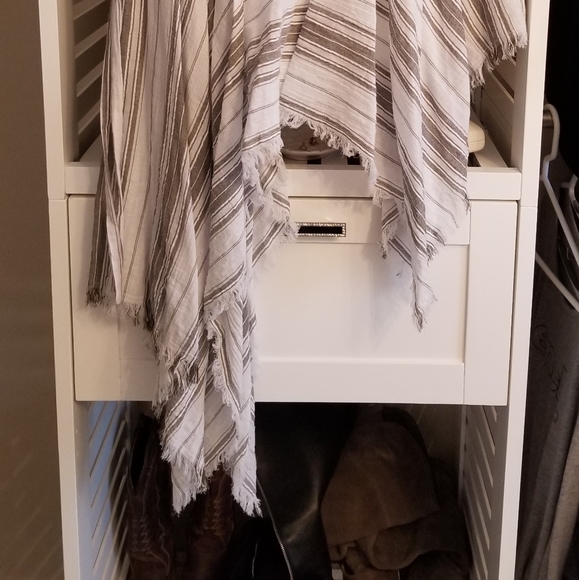 Skirt - Picture 2 of 3